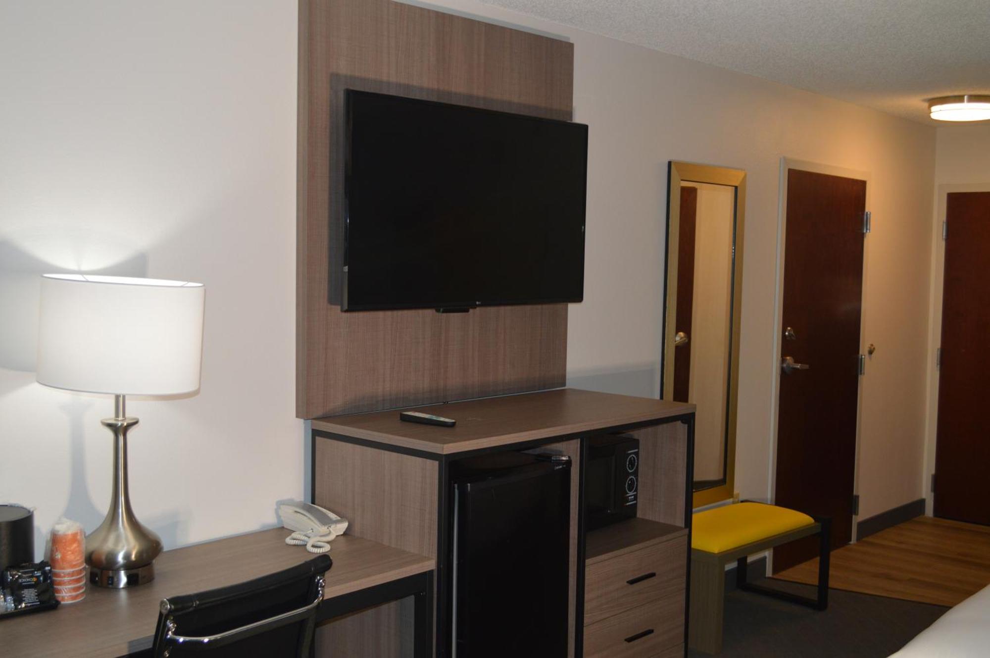 Comfort Inn & Suites Harrisburg-Hershey North Dış mekan fotoğraf