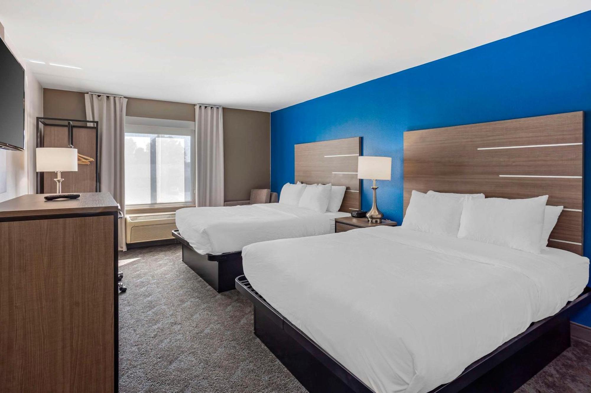 Comfort Inn & Suites Harrisburg-Hershey North Dış mekan fotoğraf