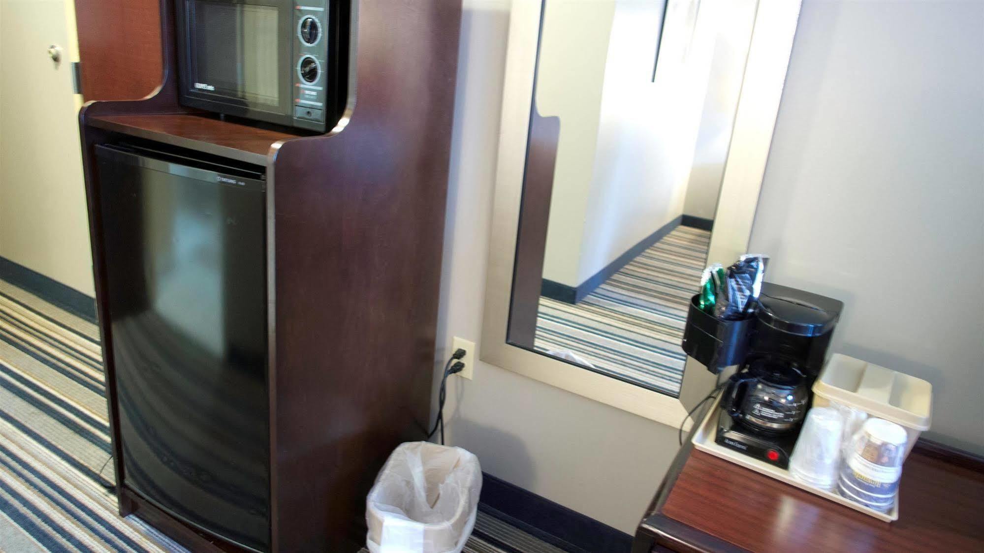 Comfort Inn & Suites Harrisburg-Hershey North Dış mekan fotoğraf